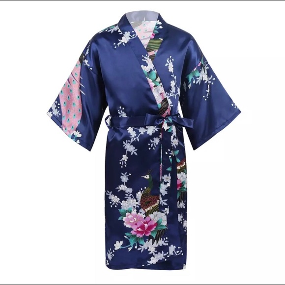 Other - Japanese silk satin kimono robe with floral and bird print